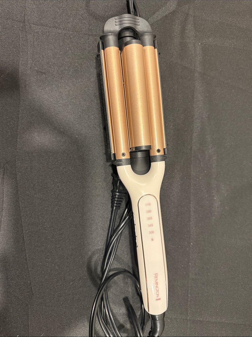 Remington Triple Barrel Waver in Rose Gold and White